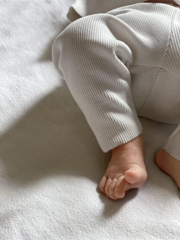 A Basic Brand | Baby Leggings i ribstrik