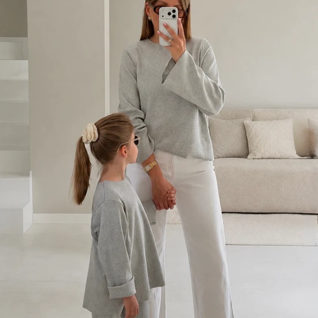 Oversized ribstrikket sweatshirt til damer | A Basic Brand