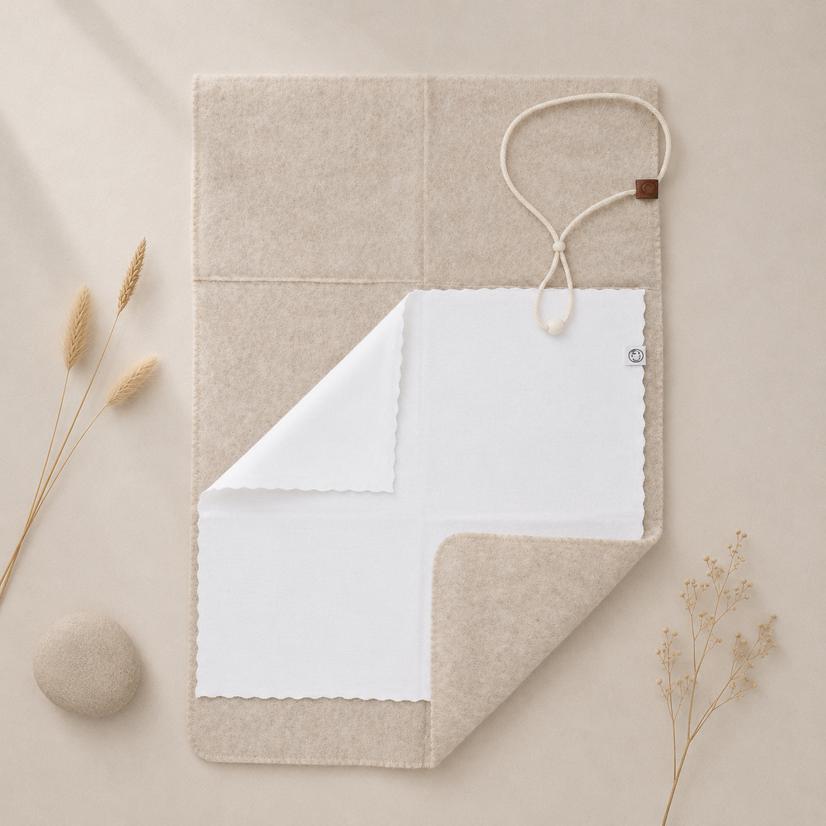 Matelas à langer bébé en laine pliable | Felted