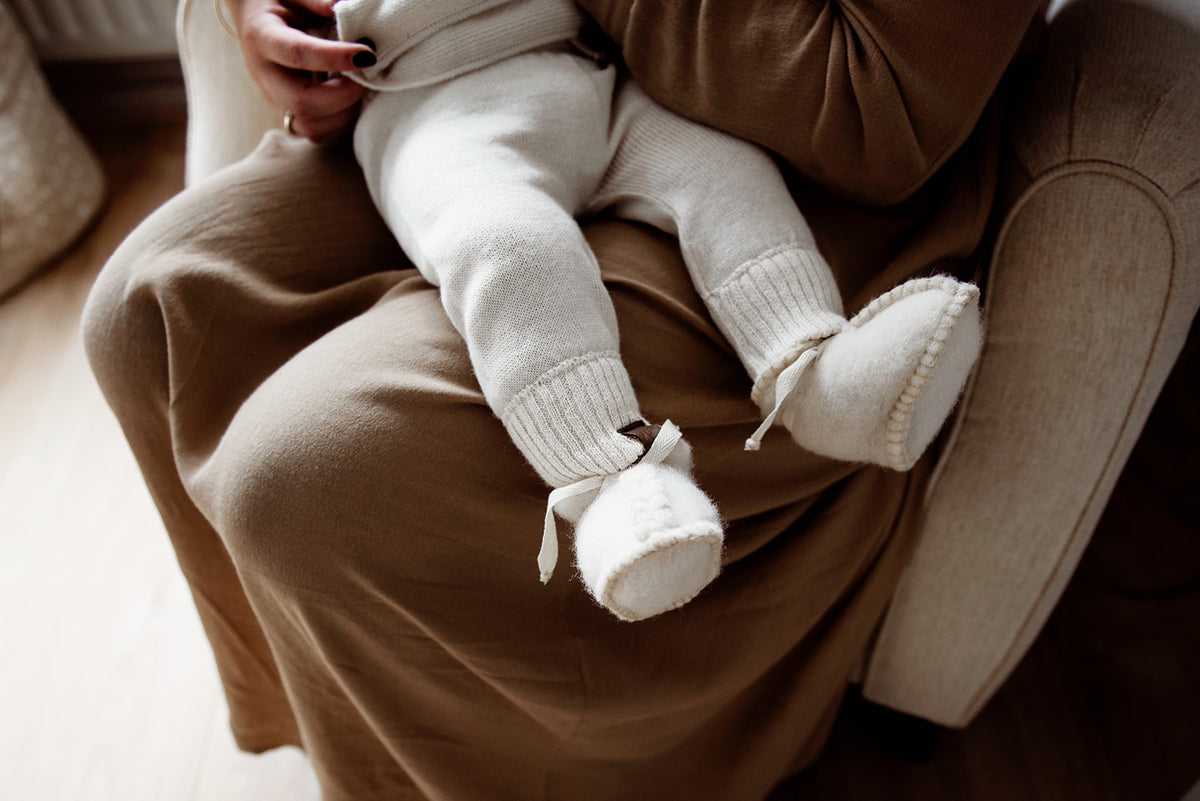 Erste wollene Babyschuhe | Thumbled