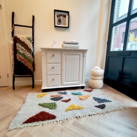 Alfombra de lana para habitación infantil – Anudada a mano | Woolskins